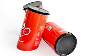 对于包装罐，是纸罐好还是铁罐好？